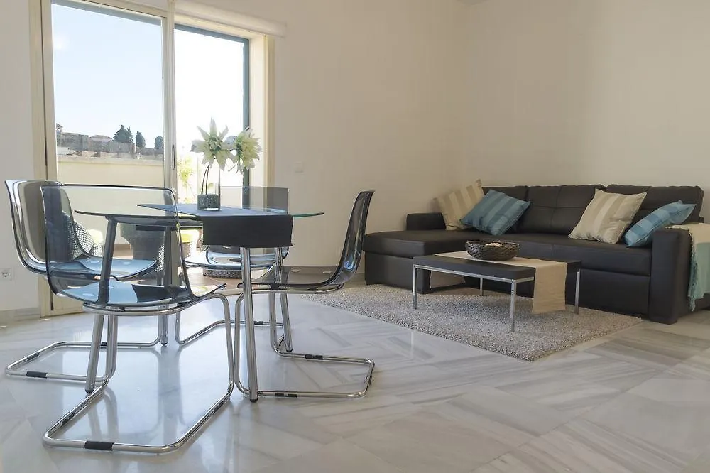 Living4Malaga Boutique Apartments ספרד